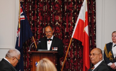 The Governor-General addresses the Dinner.