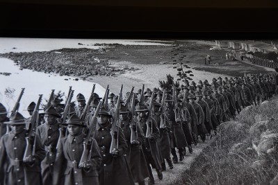 Maori Battalion soldiers marching to the Treaty Grounds in 1940.